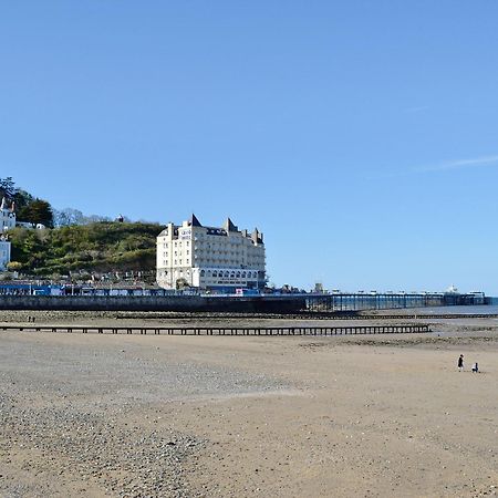 Granary Cottage Penrhyn Bay Esterno foto